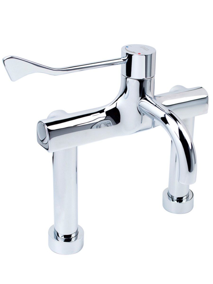 Lever operated thermostatic hospital tap