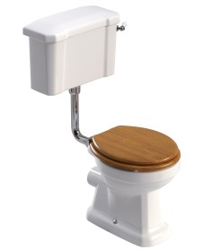 Westbury Traditional Low level Close Coupled Toilet & Oak MDF Soft Close Seat